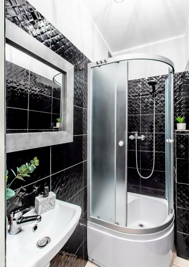 Clicktheflat Wilcza Street Apart Rooms Varşovia Exterior foto